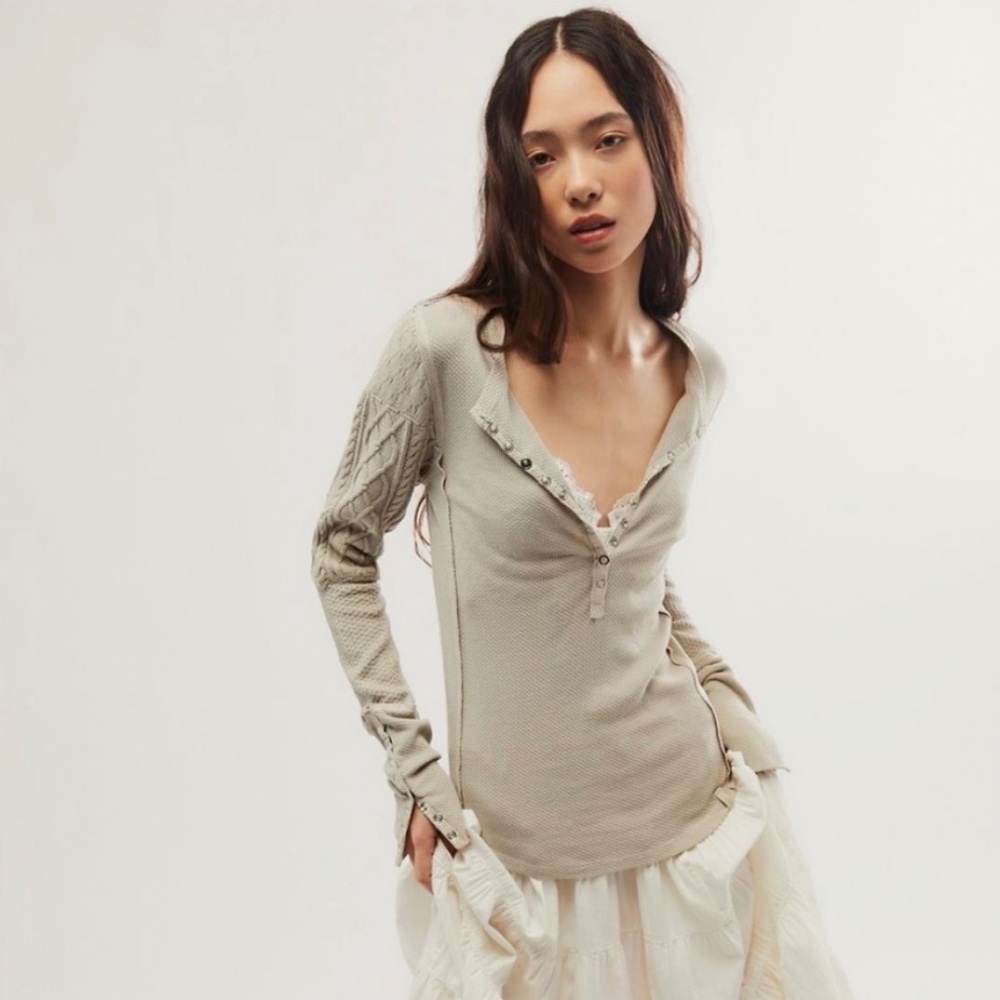 NWOT [We The Free ✵ People] Long Sleeve Gray · Grey Henley Thermal Snap Tee | XS